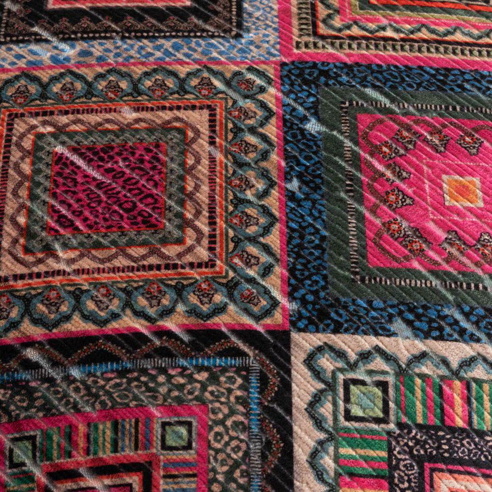 Amara Cushion Pink Black Detail