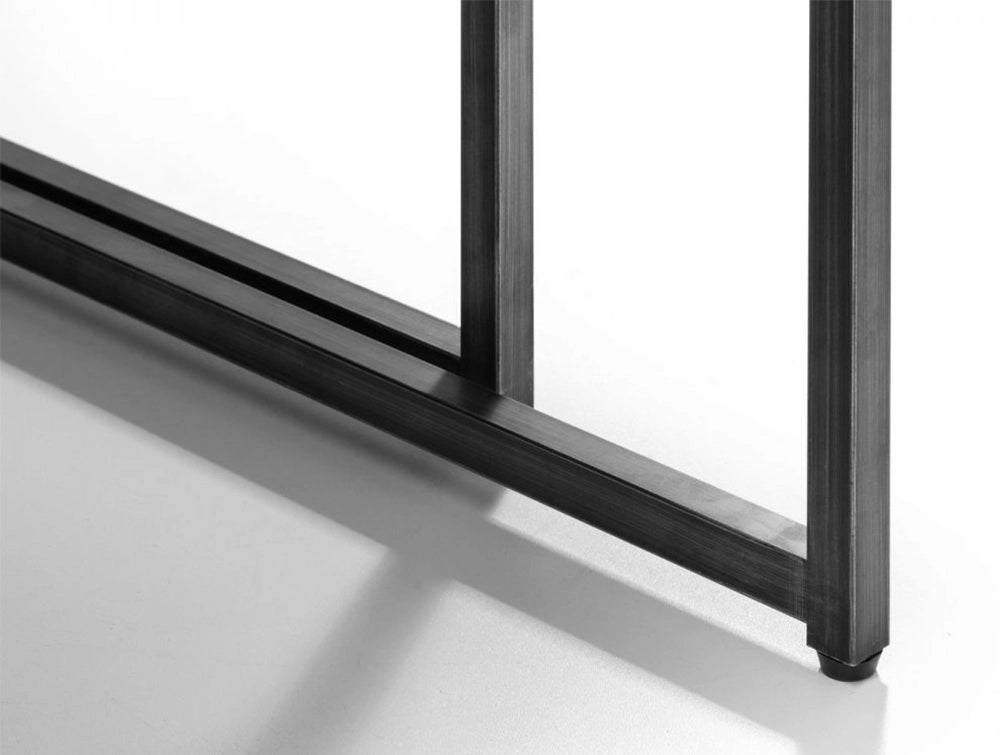 Bronx Nesting Coffee Tables Oak Leg Detail