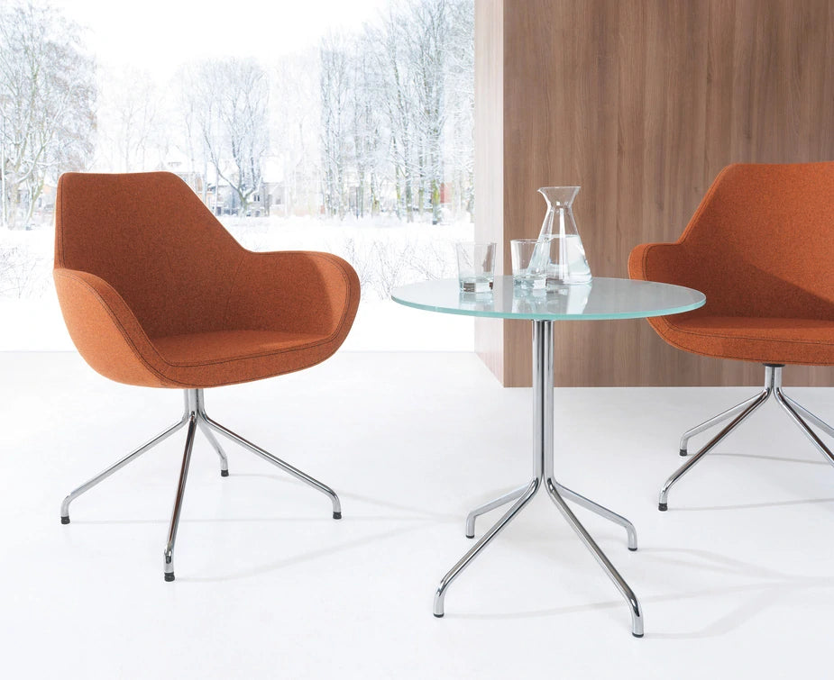 Fan Armchair With Wooden Legs Model 10Hw 1