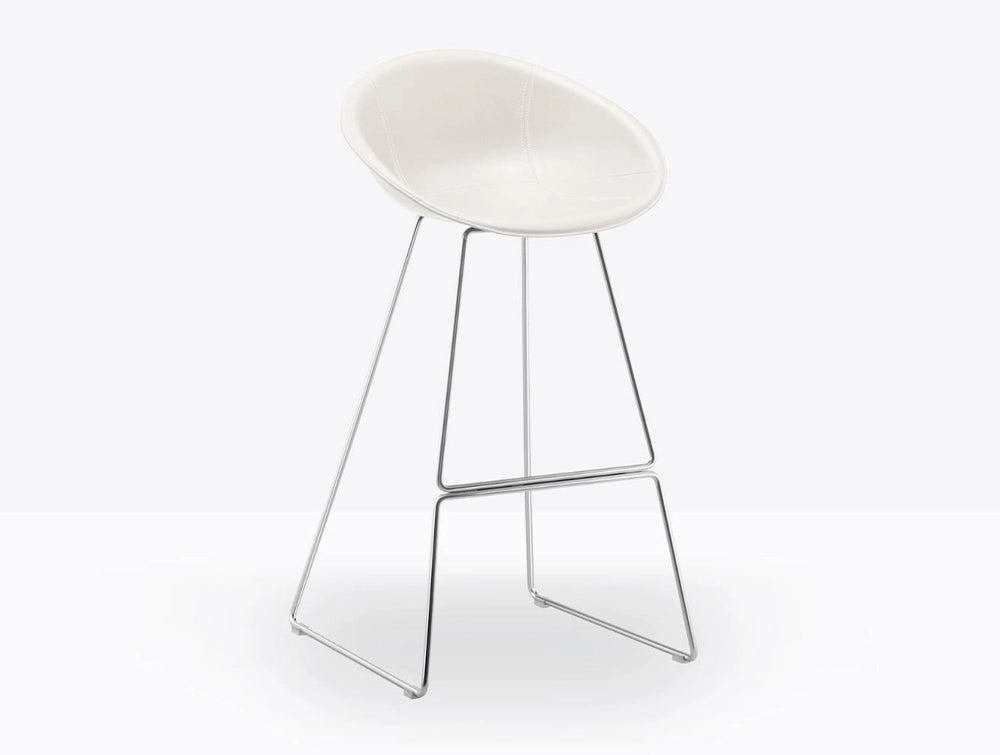 Gliss Barstool with Footrest 3