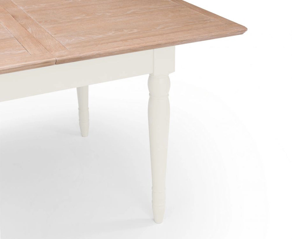 Nice Extending Dining Table Leg Detail