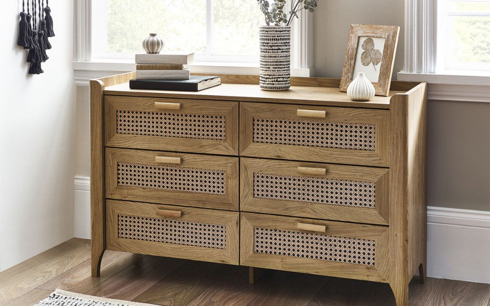 Hobart 6 Drawer Wide Chest with Vase and Books in Breakout Setting