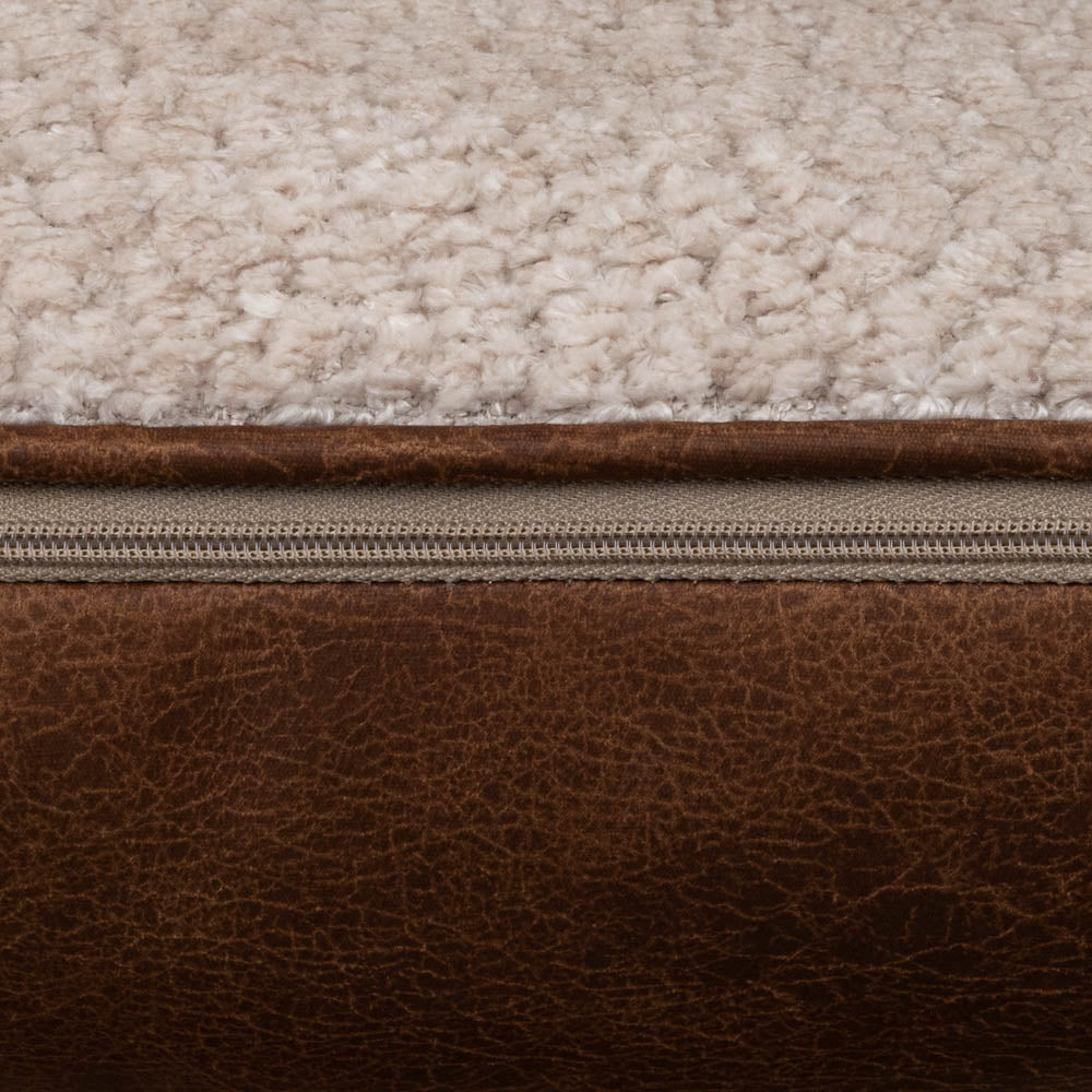 Jay Duo Soft Cushion Cream Zipper Detail