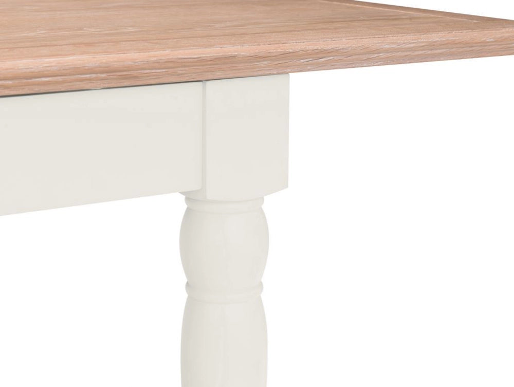 Nice Extending Dining Table Spindle Detail