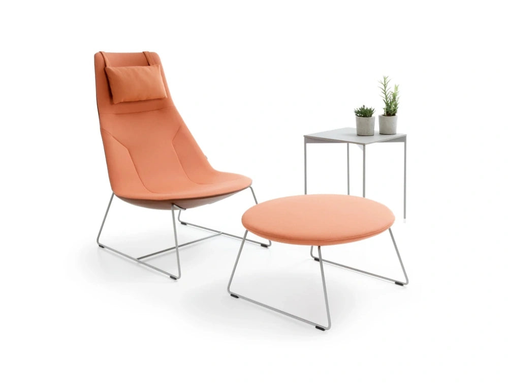 Profim Chic PV3 Lounge Footrest in Wire Frame with Lounge Chair