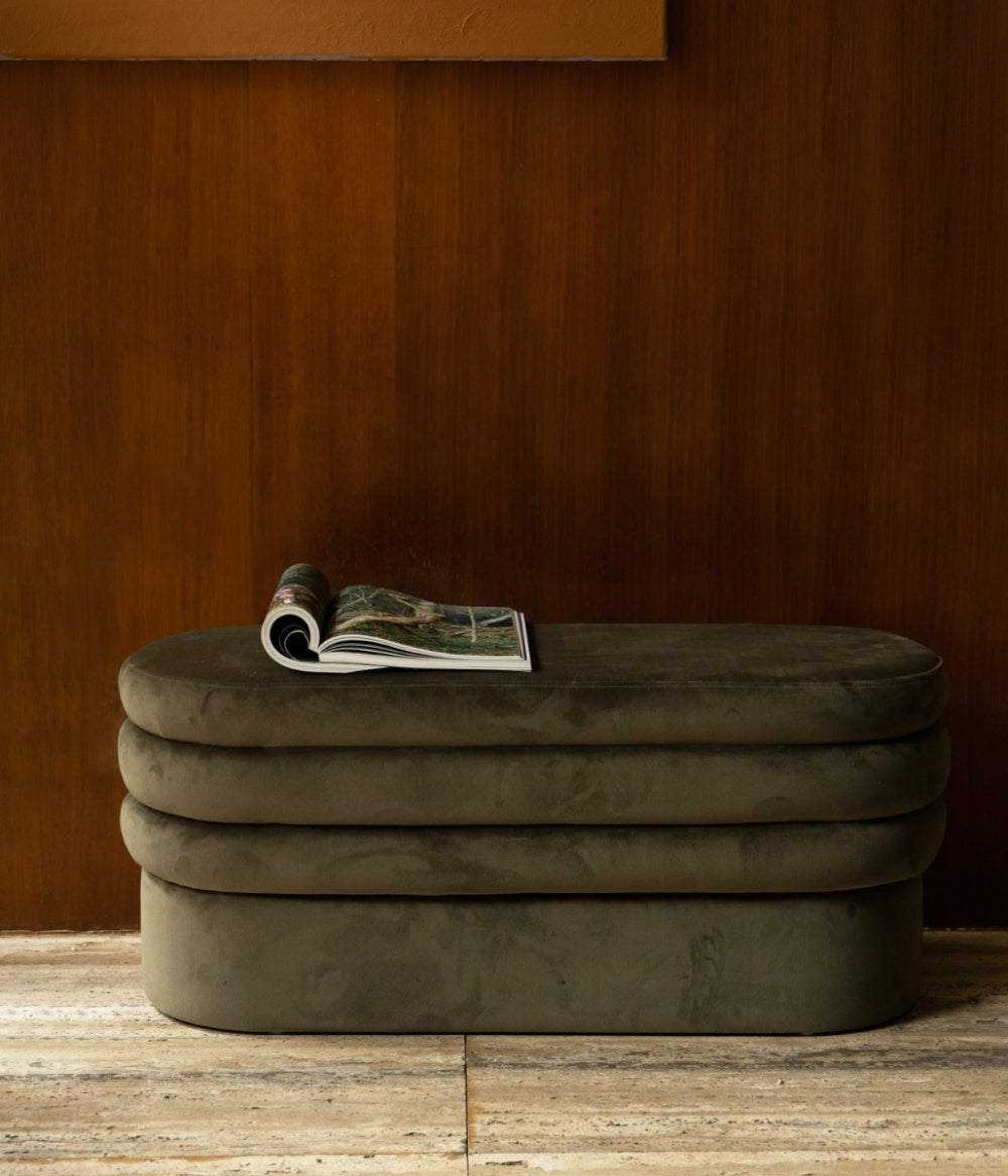 Sage Lounge Bench in Breakout Setting