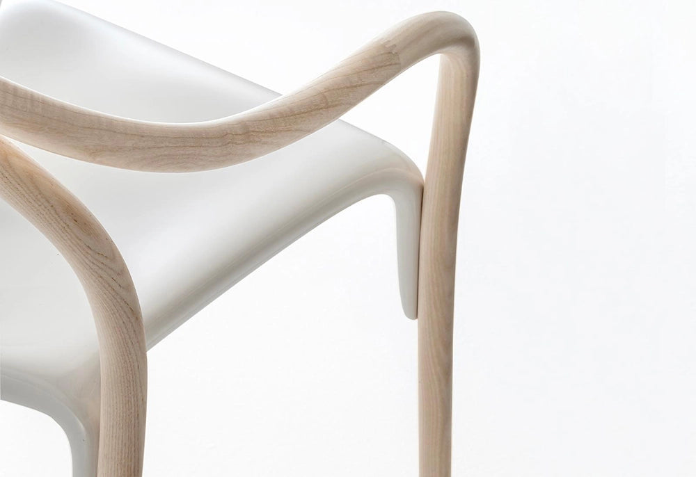 Soul Dining Chair with Armrests Detail