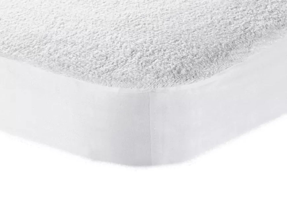 Upholstered Towel Mattress Protector 2