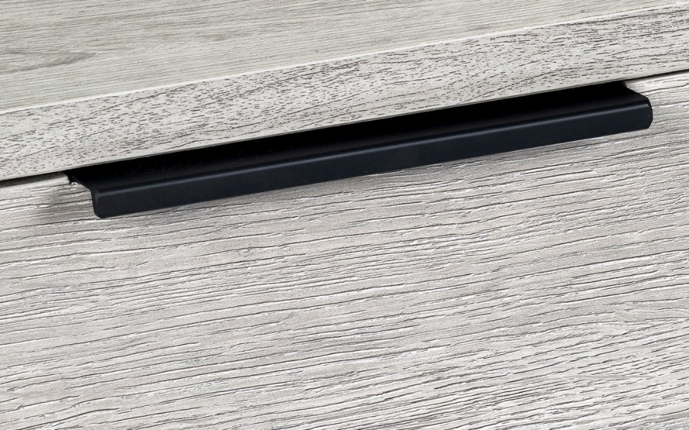 Verona 1 Drawer Bedside Table Grey Oak Handle Detail