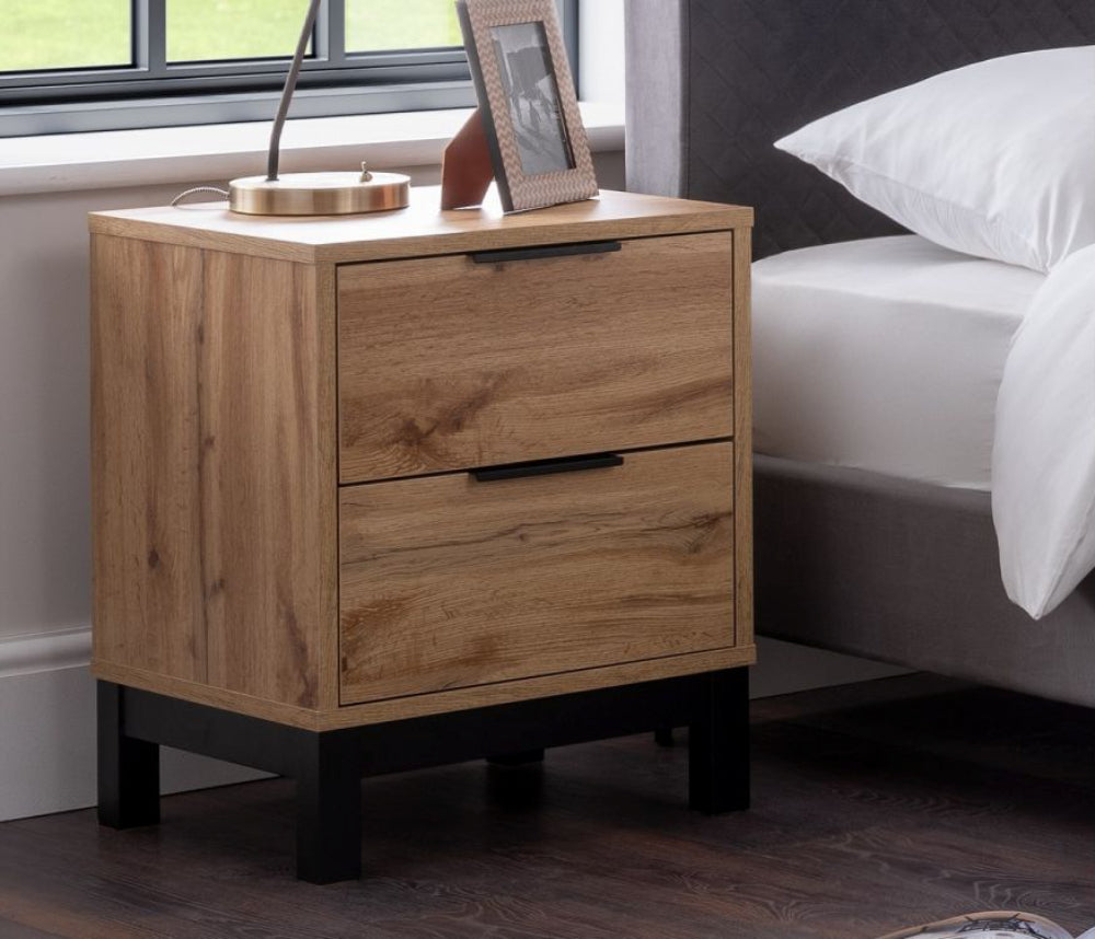 Verona 2 Drawer Bedside Table in Oak Finish in Bedroom Setting